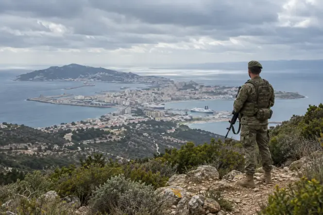 La entrada de buques de guerra marroquíes en aguas de Ceuta difícilmente encaja en el paso inocente