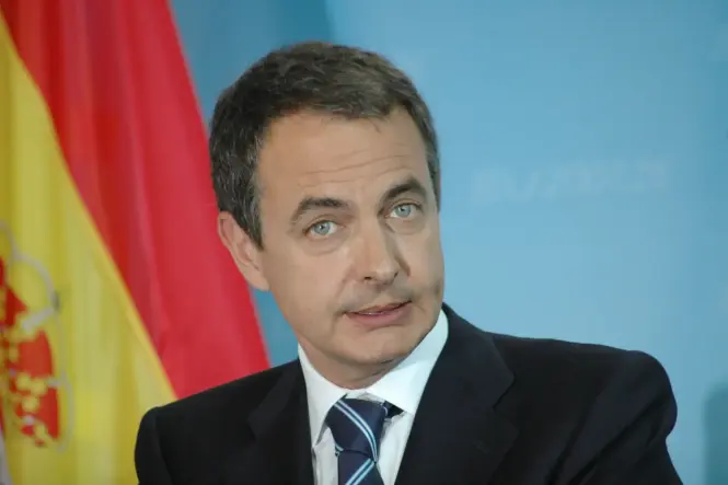 Los escritos de los Julios sitúan el pago del 1% de Plus Ultra en el centro de la investigación a Zapatero