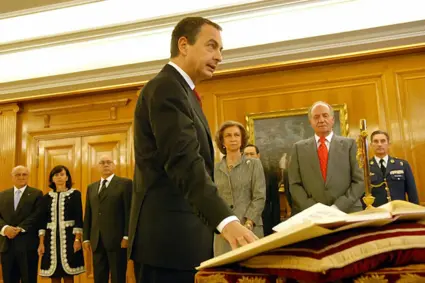 Influencia, organización, blanqueo y falsedad documental, los ejes penales del caso Zapatero
