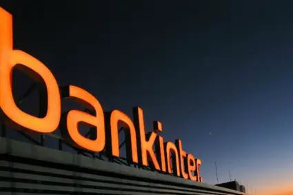 El Supremo decidirá si un banco debe bloquear siempre una operación sospechosa de blanqueo aunque no exista orden de retención