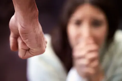 La Audiencia de Zaragoza ordena investigar un posible fraude de ley en un cambio registral de sexo