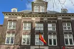 Un tribunal neerlandés embarga un edificio del Instituto Cervantes en Utrecht por los laudos renovables contra España