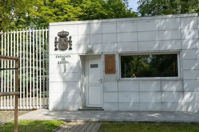 La JEC activa la revisión del CERA y ordena a los consulados certificar el vínculo documentado con el exilio