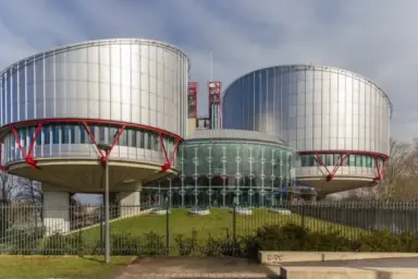 El TJUE frena el acceso indiscriminado en internet a los datos de los accionistas minoritarios